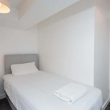 Cherry Property - Blueberry Suite Blackpool Exterior photo